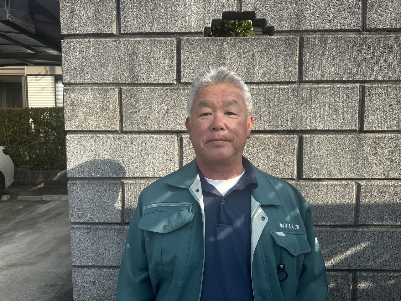 北九州での２０００件を超える屋根施工実績を持つ一級かわらぶき技能士の伊音氏