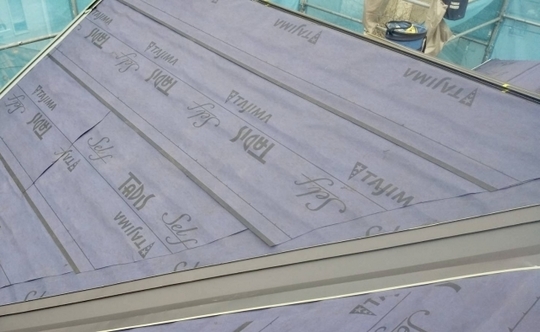 【北九州版】屋根カバー工法とは？ガルバリウム鋼板の種類や費用相場も解説！